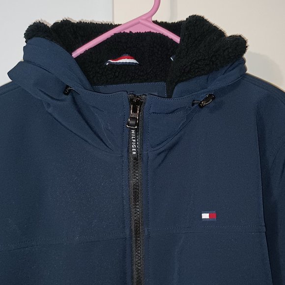NWT ~ Tommy Hilfiger Water & Wind Resistant Winter Performance Coat (Size Large) - Picture 2 of 7